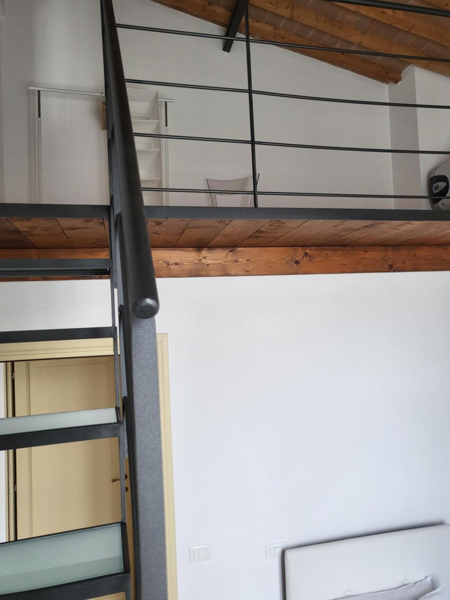 La Villa Apartments - Convenient For Sardinia And Corsica - 4 Beds - Private Parking Included With Camera Ливорно Екстериор снимка